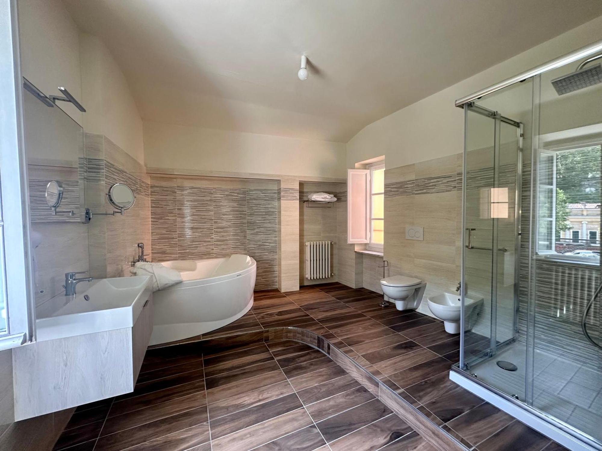 La Ninfa Hotel Bagni di Lucca Εξωτερικό φωτογραφία